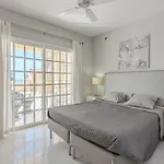El Yuka With Heated Pool Villa
