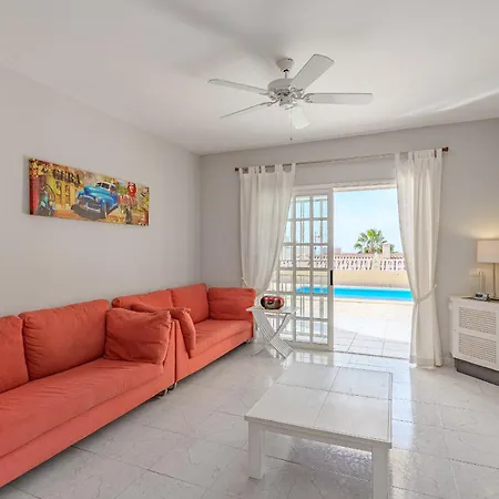 El Yuka With Heated Pool Villa *