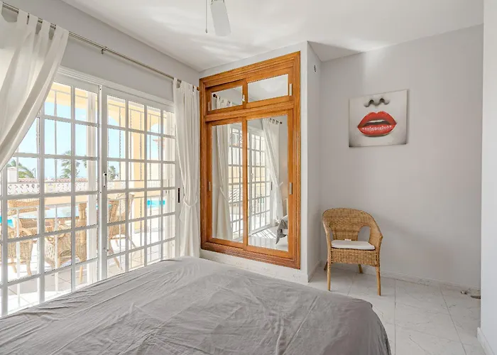 El Yuka With Heated Pool ヴィラ *